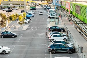 Centro Comercial Granaita